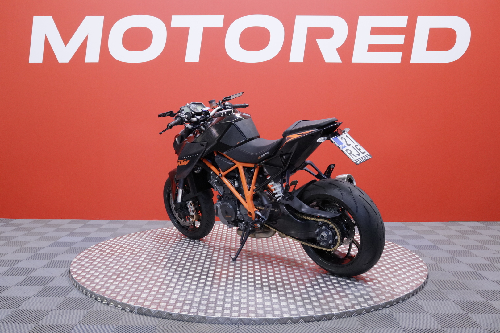 KTM - 1290 - Super Duke R // Ajomodet / Huoltokirja / TCS // - Moottoripyörä