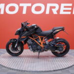 KTM - 1290 - Super Duke R // Ajomodet / Huoltokirja / TCS // - Moottoripyörä