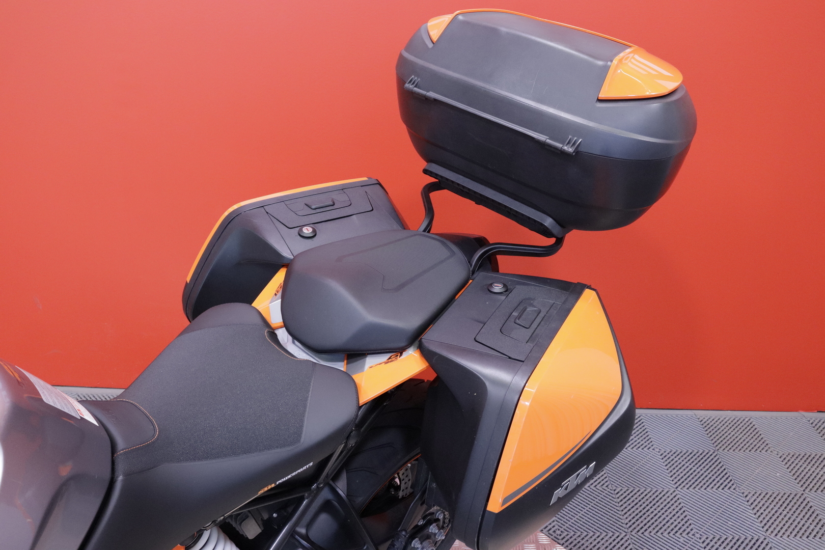 KTM - 1290 - Super Duke GT // Suomi-pyörä / Ajomodet / Arrow / Vakkari // - Moottoripyörä