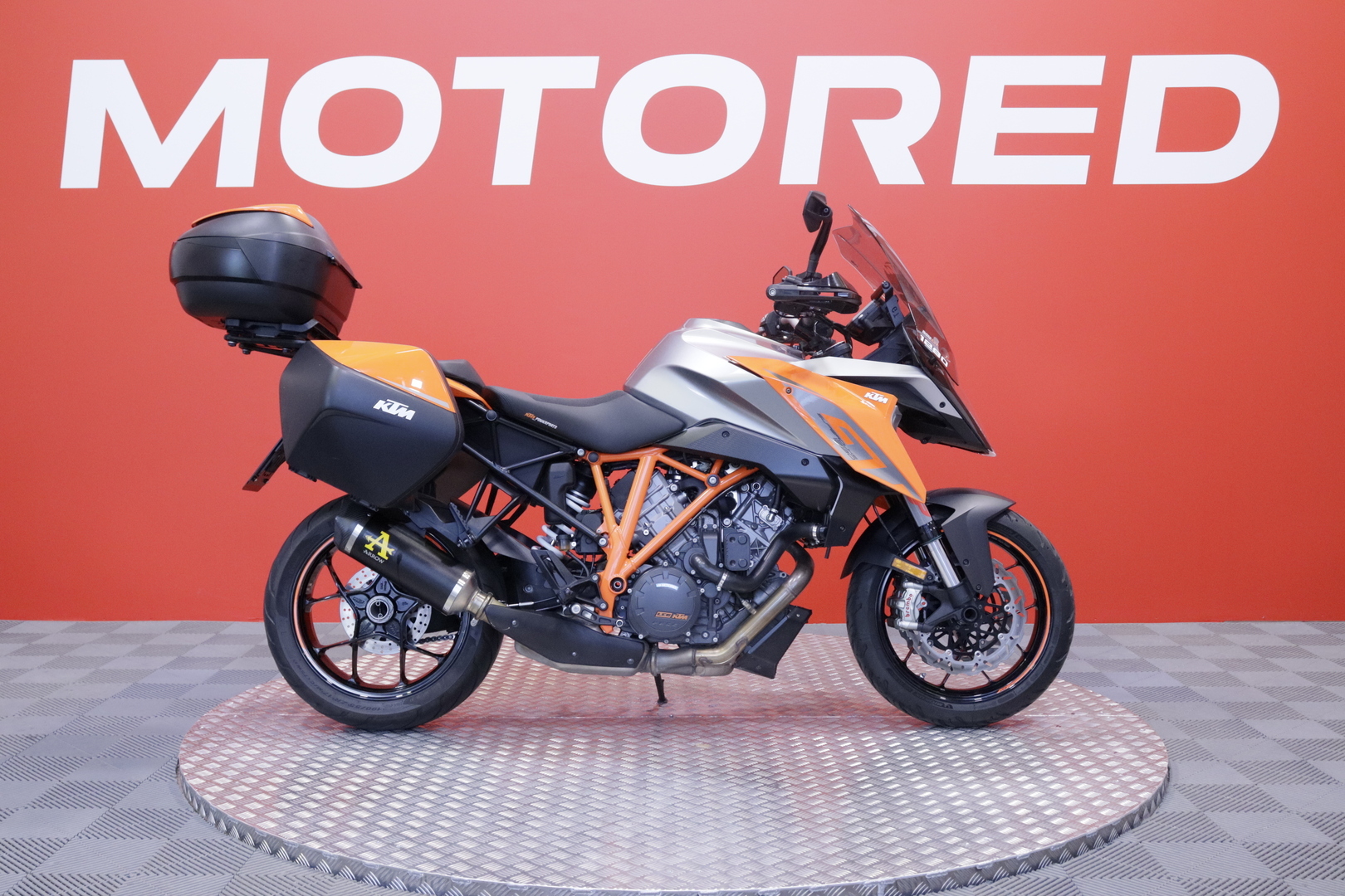 KTM - 1290 - Super Duke GT // Suomi-pyörä / Ajomodet / Arrow / Vakkari // - Moottoripyörä
