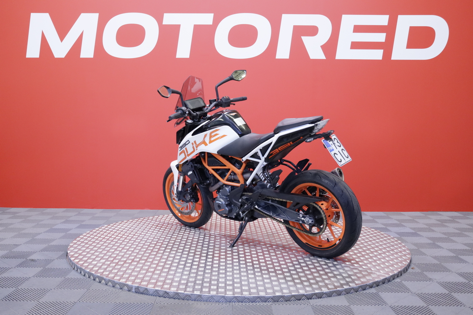 KTM - 390 - Duke // Suomi Pyörä / Huoltokirja / ABS / TFT mittaristo // - Moottoripyörä