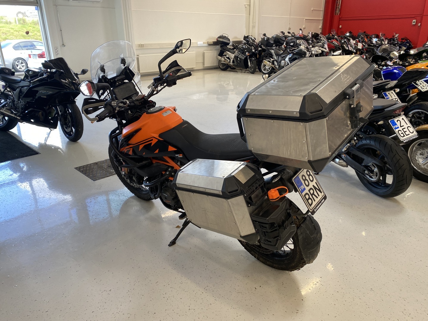 KTM - 390 - // Juuri saapunut! / 3x Laukut / TC / Kaatumaraudat // - Moottoripyörä