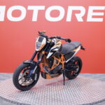 KTM - 690 - Duke R // A2 / Akrapovic / Huoltokirja / Suomi-Pyörä / Kaatumaraudat // - Moottoripyörä