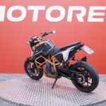 KTM - 690 - Duke R // A2 / Akrapovic / Huoltokirja / Suomi-Pyörä / Kaatumaraudat // - Moottoripyörä