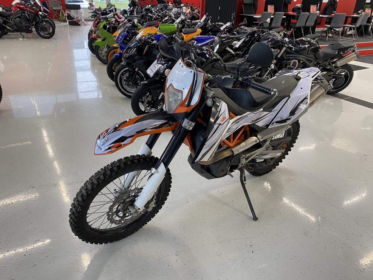 KTM - 690 - Enduro // Juuri saapunut! / Suomi-pyörä / Evo kit / Akrapovic / LED-Valot / Lisätankki // - Moottoripyörä