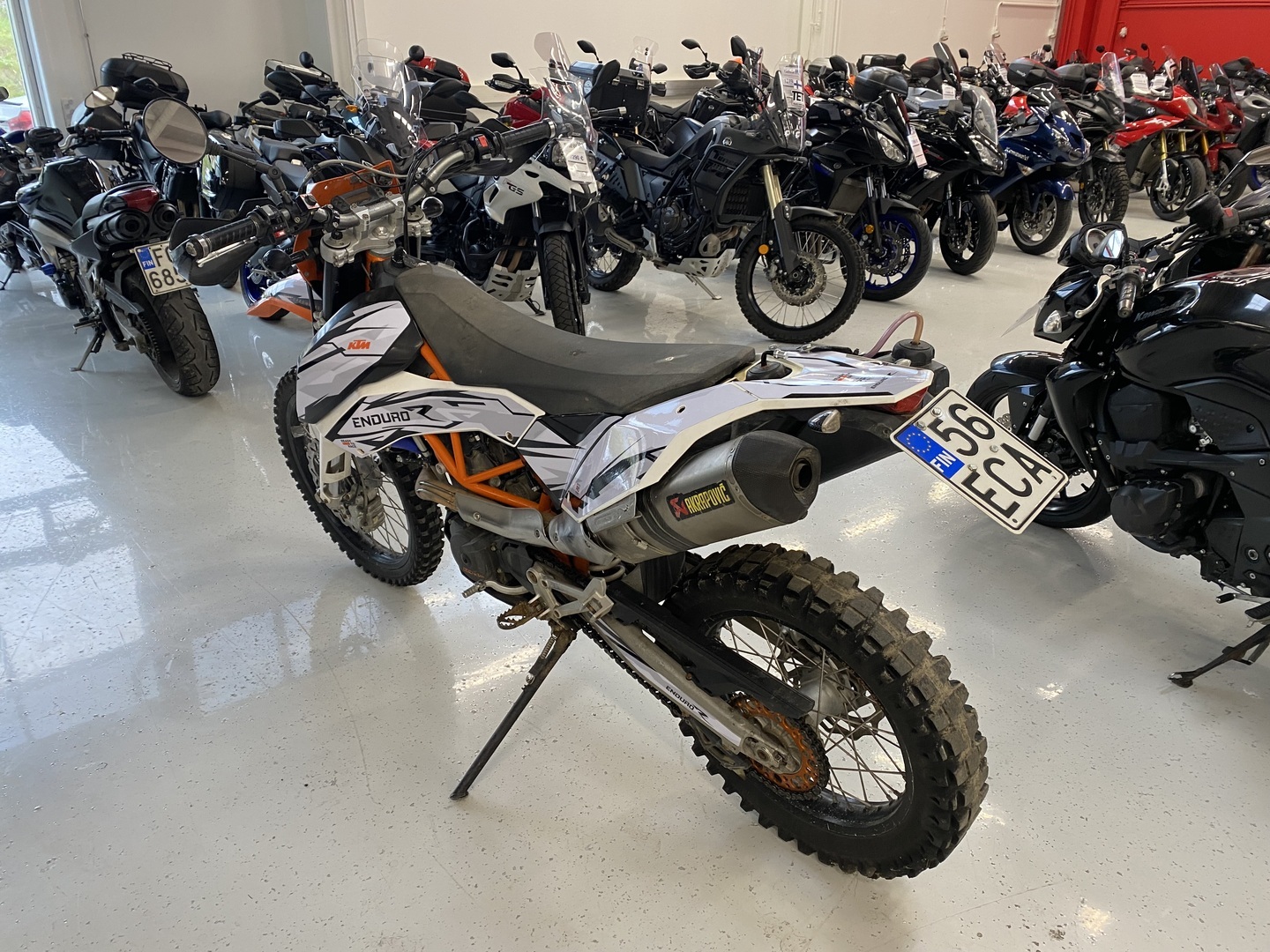 KTM - 690 - Enduro // Juuri saapunut! / Suomi-pyörä / Evo kit / Akrapovic / LED-Valot / Lisätankki // - Moottoripyörä