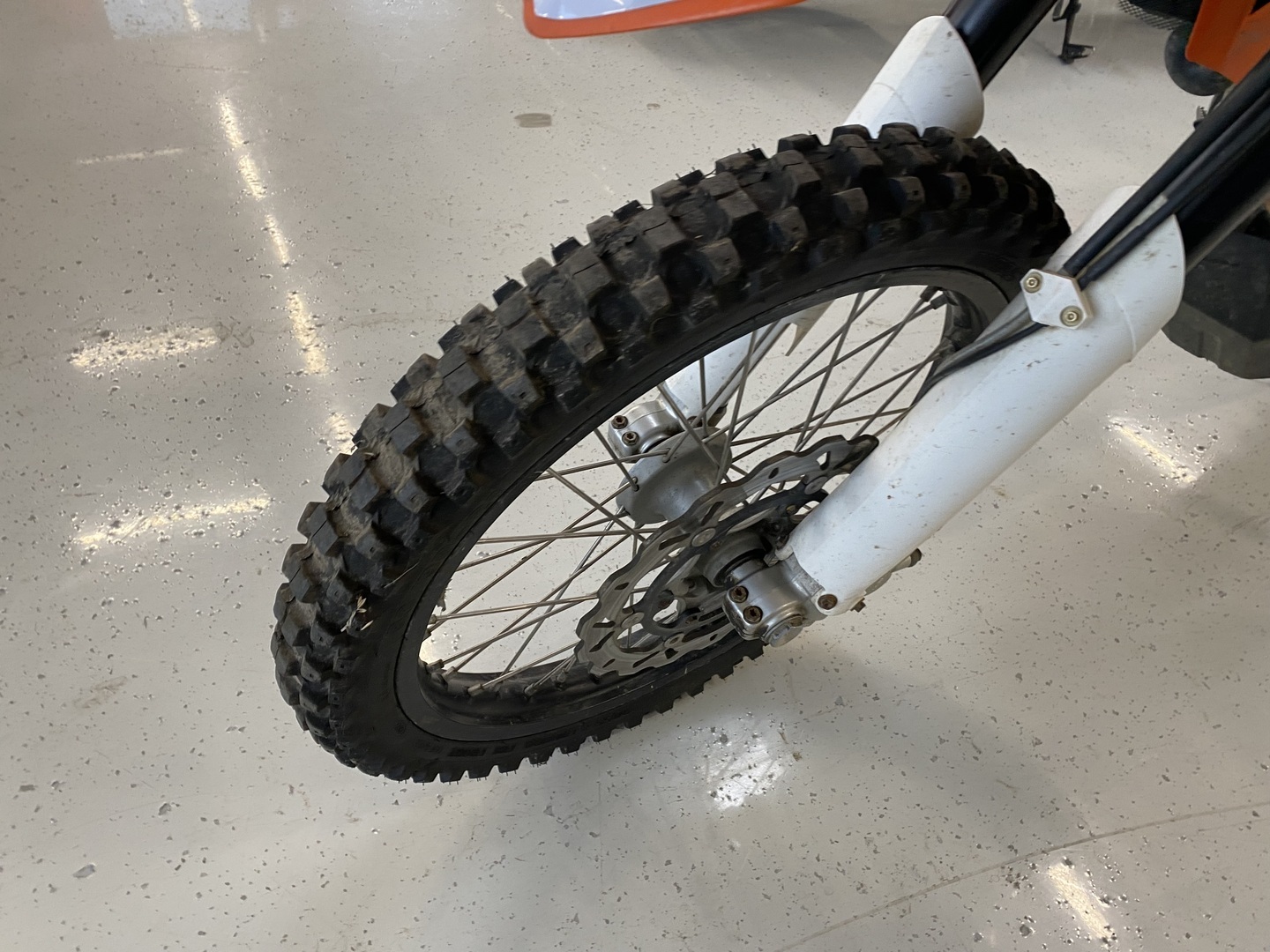 KTM - 690 - Enduro // Juuri saapunut! / Suomi-pyörä / Evo kit / Akrapovic / LED-Valot / Lisätankki // - Moottoripyörä