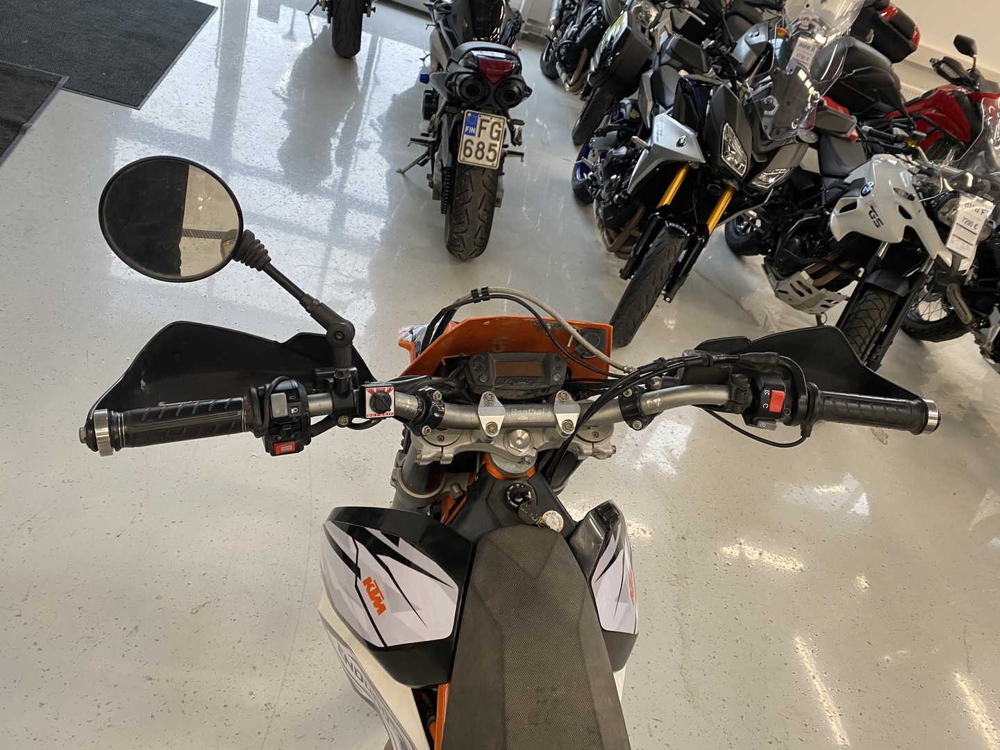KTM - 690 - Enduro // Juuri saapunut! / Suomi-pyörä / Evo kit / Akrapovic / LED-Valot / Lisätankki // - Moottoripyörä