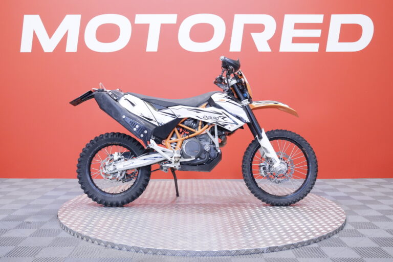 KTM 690