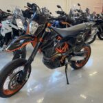 KTM - 690 - SMC-R // Juuri saapunut / Leovince / Powerparts // - Moottoripyörä