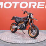 KTM - 690 - SMC-R // Huoltokirja / Leovince / Powerparts / Säädettävät kahvat // - Moottoripyörä