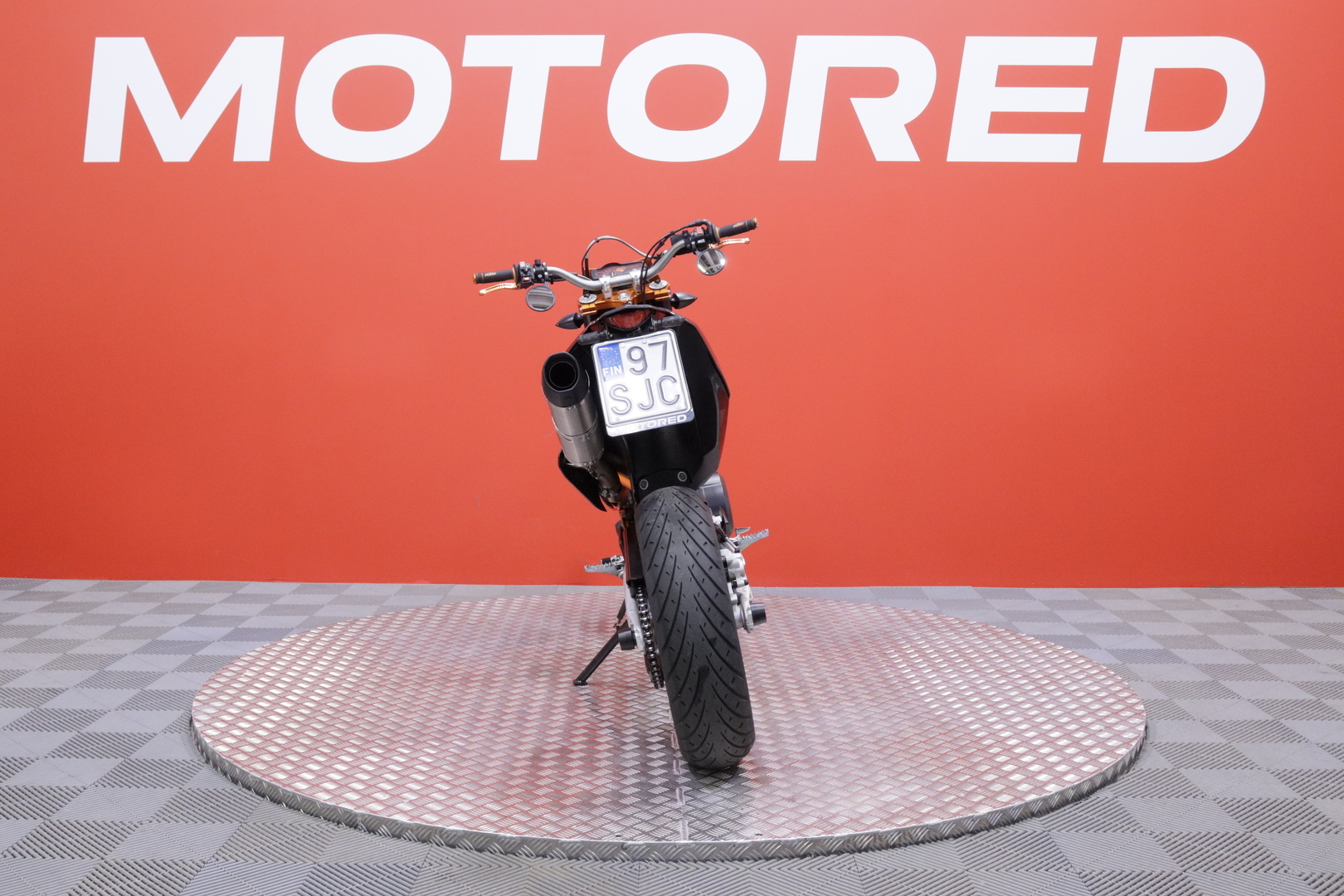 KTM - 690 - SMC-R // Huoltokirja / Leovince / Powerparts / Säädettävät kahvat // - Moottoripyörä