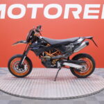 KTM - 690 - SMC-R // Huoltokirja / Leovince / Powerparts / Säädettävät kahvat // - Moottoripyörä