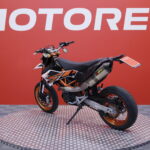 KTM - 690 - SMC-R // Huoltokirja / Akrapovic // - Moottoripyörä