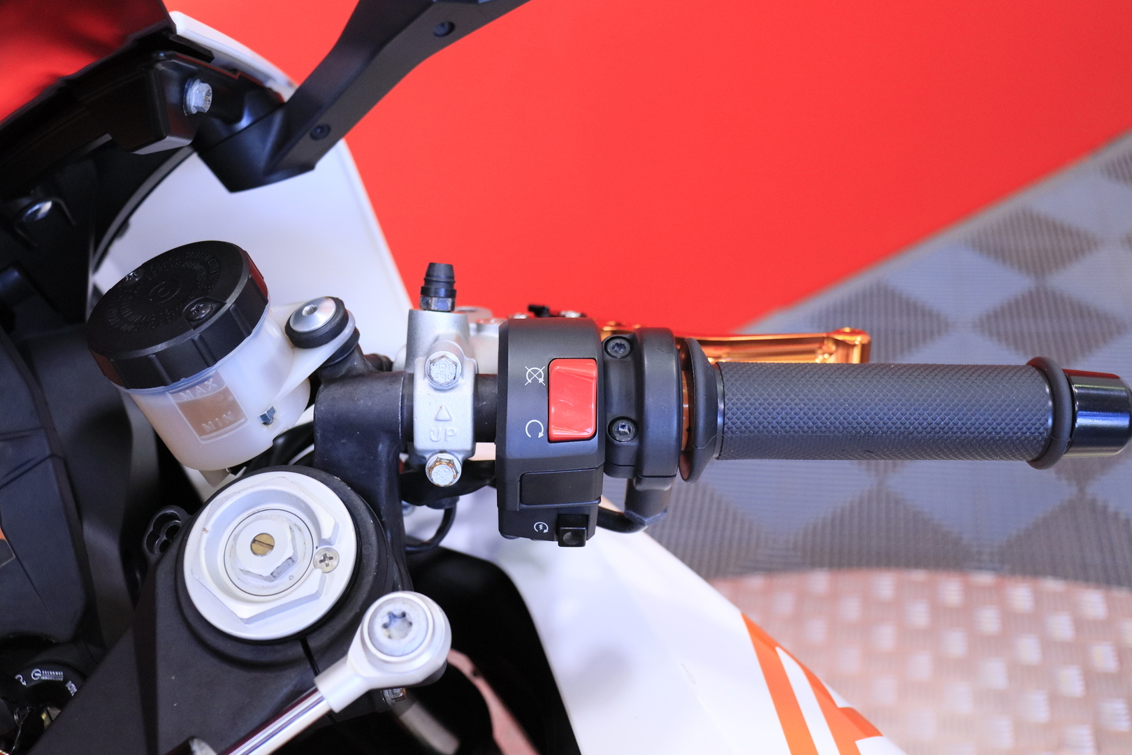 KTM - RC - 8R // Timantti / Uudet renkaat / Brembo / Powerparts / Huoltokirja // - Moottoripyörä