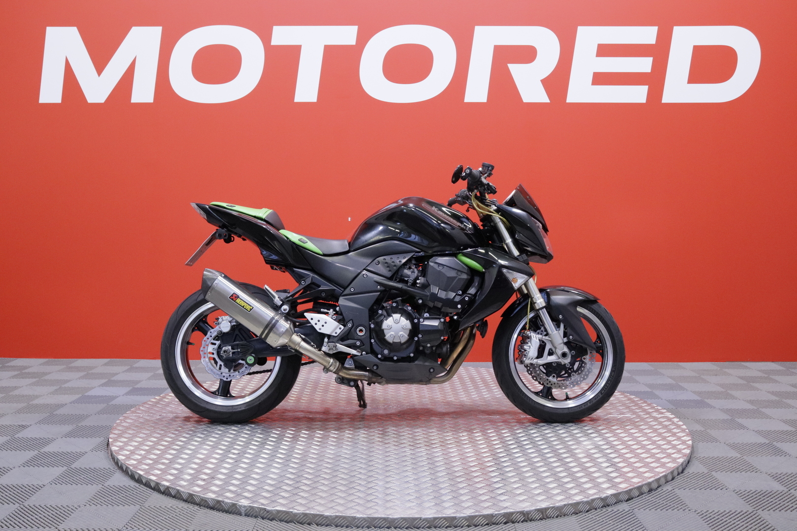 Kawasaki - Z - 1000 // Pienet kilsat / Akrapovic / Siistikuntoinen // - Moottoripyörä