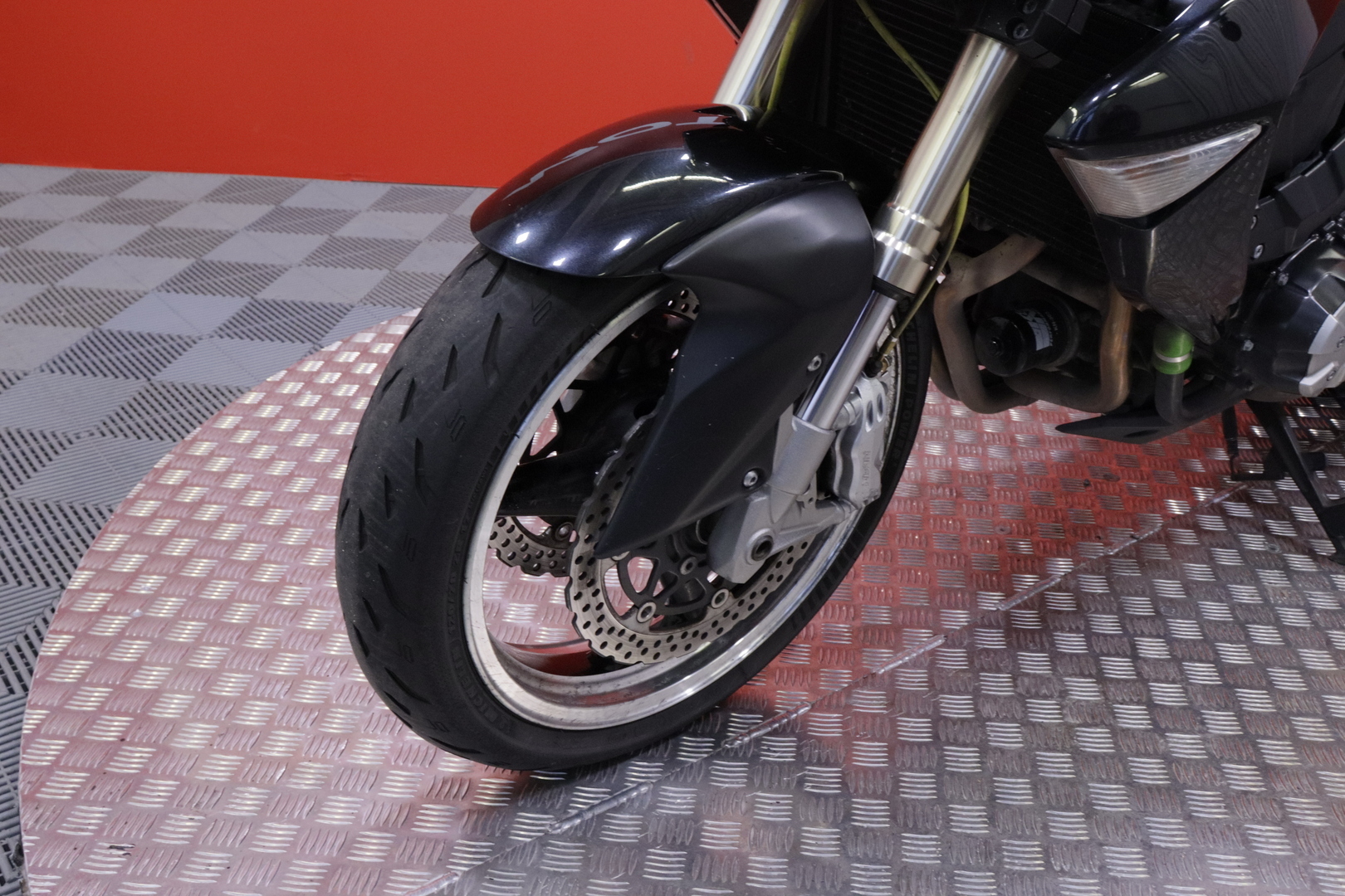 Kawasaki - Z - 1000 // Pienet kilsat / Akrapovic / Siistikuntoinen // - Moottoripyörä