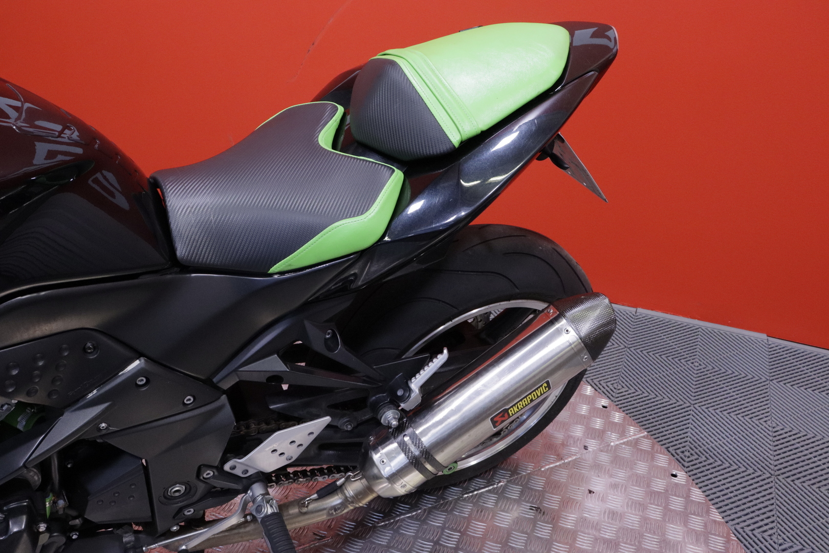 Kawasaki - Z - 1000 // Pienet kilsat / Akrapovic / Siistikuntoinen // - Moottoripyörä