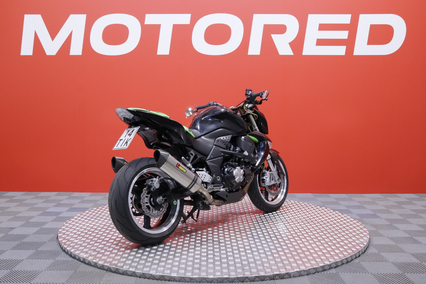 Kawasaki - Z - 1000 // Pienet kilsat / Akrapovic / Siistikuntoinen // - Moottoripyörä