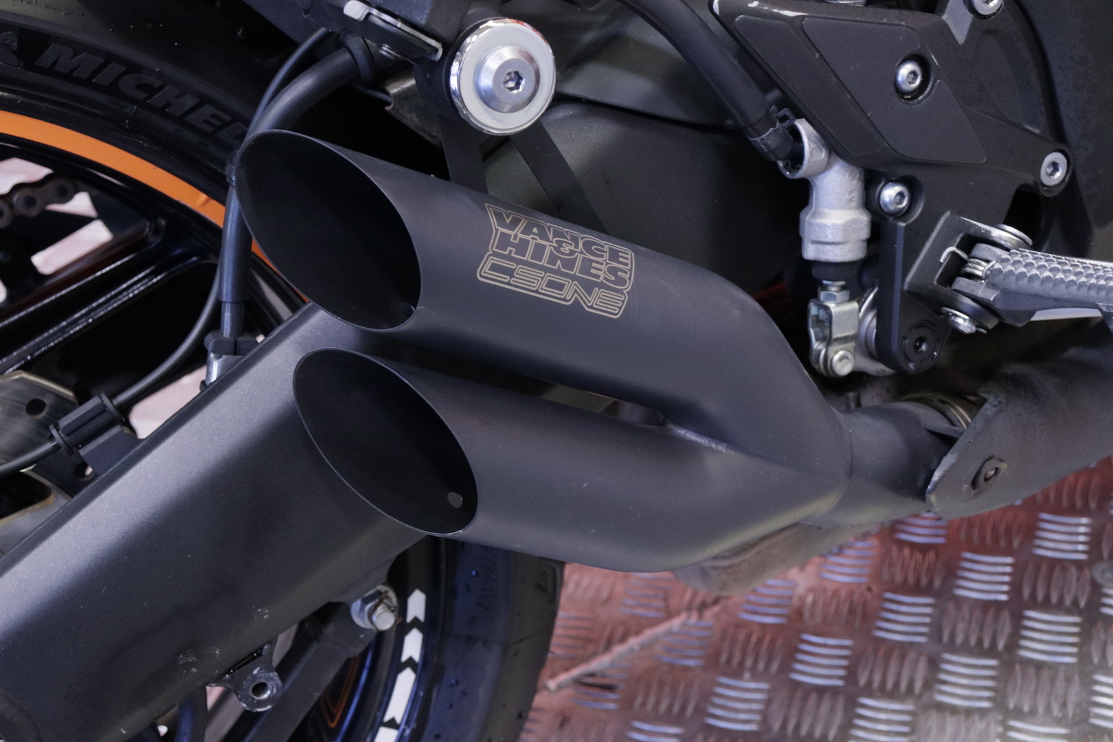 Kawasaki - Z - 1000 // Vance&Hines / Säädettävät kahvat // - Moottoripyörä