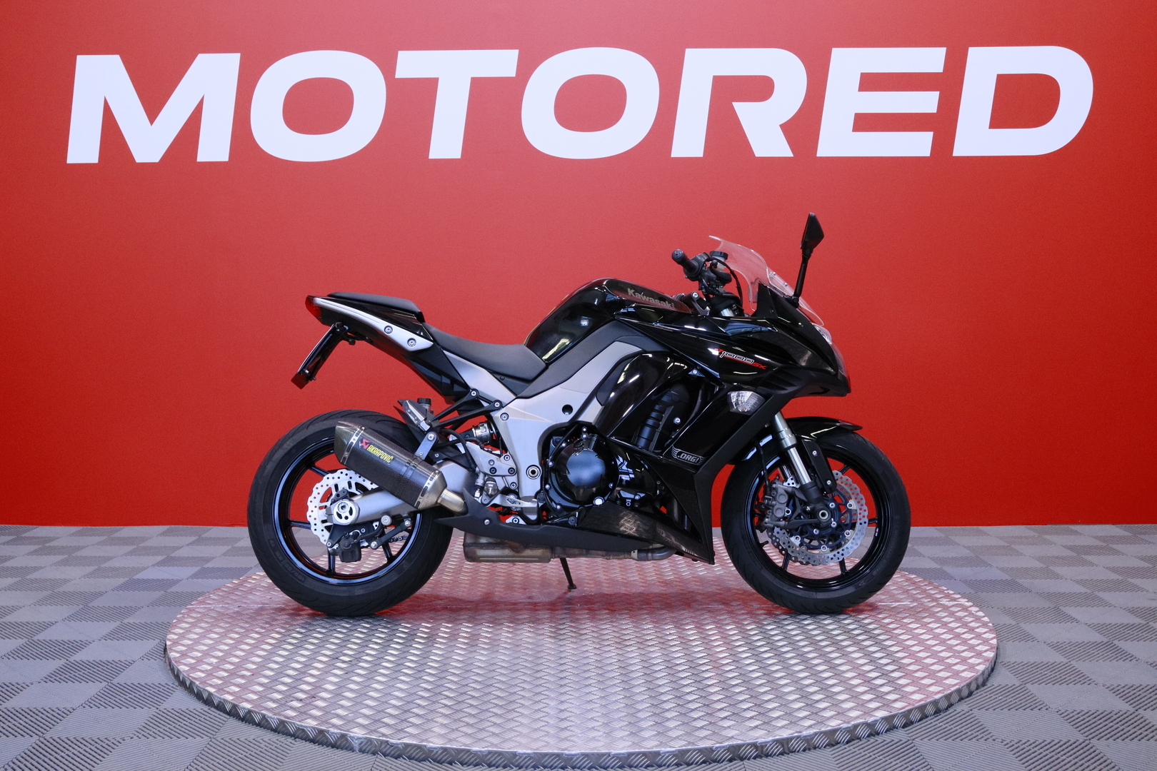 Kawasaki - Z - 1000 SX // Suomi-pyörä / Akrapovic / Huoltokirja // - Moottoripyörä
