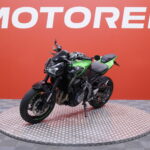 Kawasaki - Z - 900 // Akrapovic putkisto / ABS / Säädettävätkahvat // - Moottoripyörä