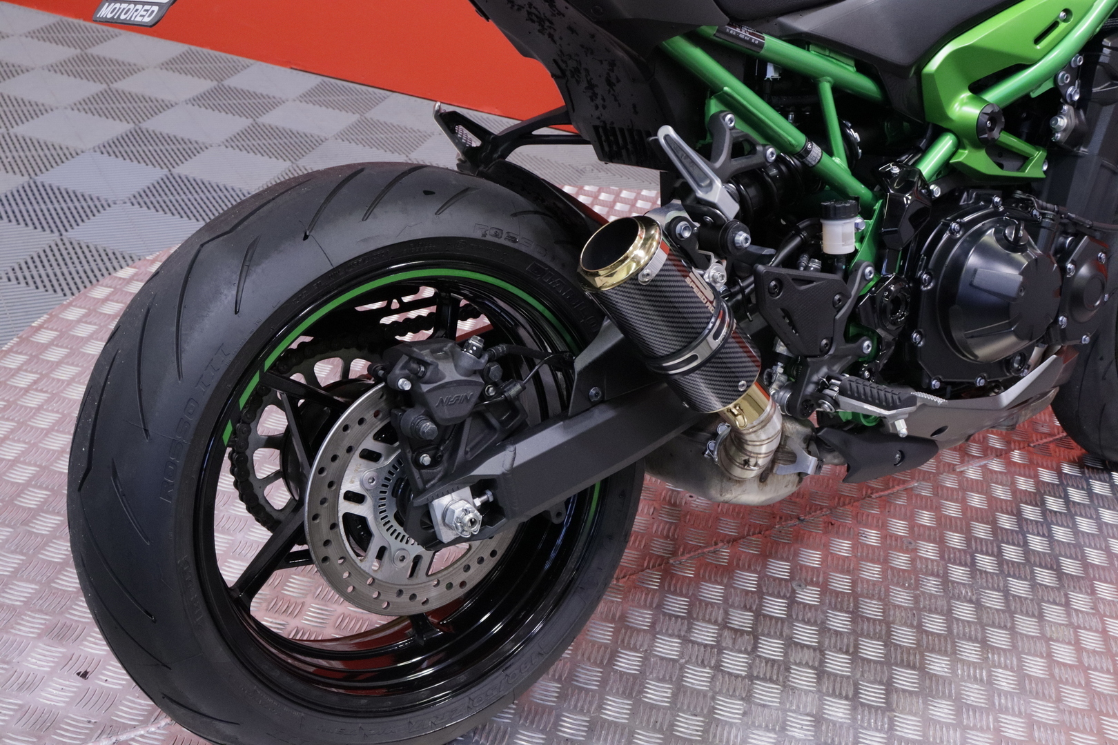Kawasaki - Z - 900 // Suomi-pyörä / Huoltokirja / SC / Shifter / Ajomodet // - Moottoripyörä