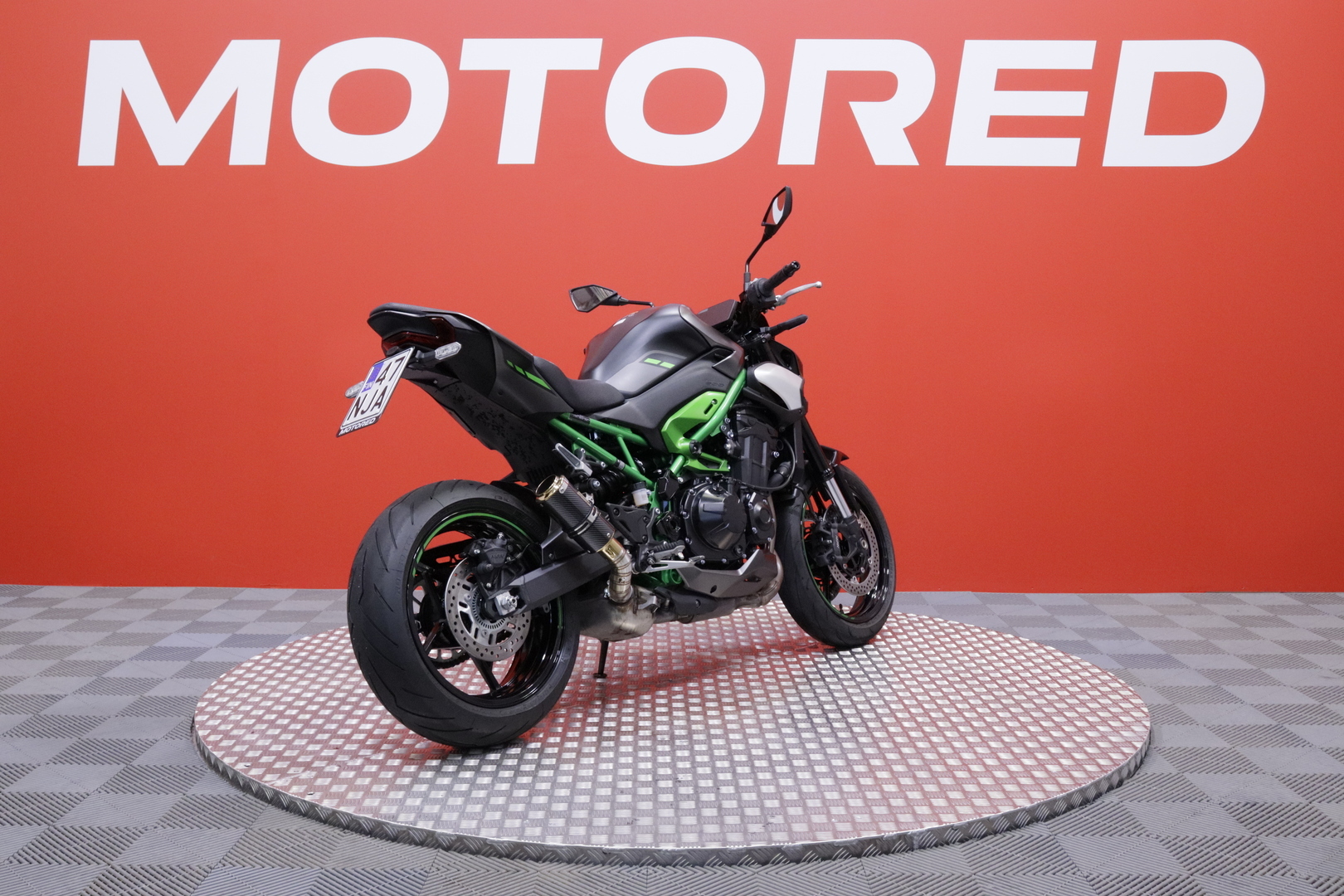 Kawasaki - Z - 900 // Suomi-pyörä / Huoltokirja / SC / Shifter / Ajomodet // - Moottoripyörä