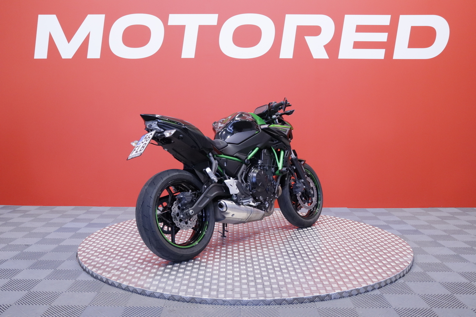 Kawasaki - Z - 650 // Suomi-pyörä / Huoltokirja / ABS / Kaatumatapit // - Moottoripyörä