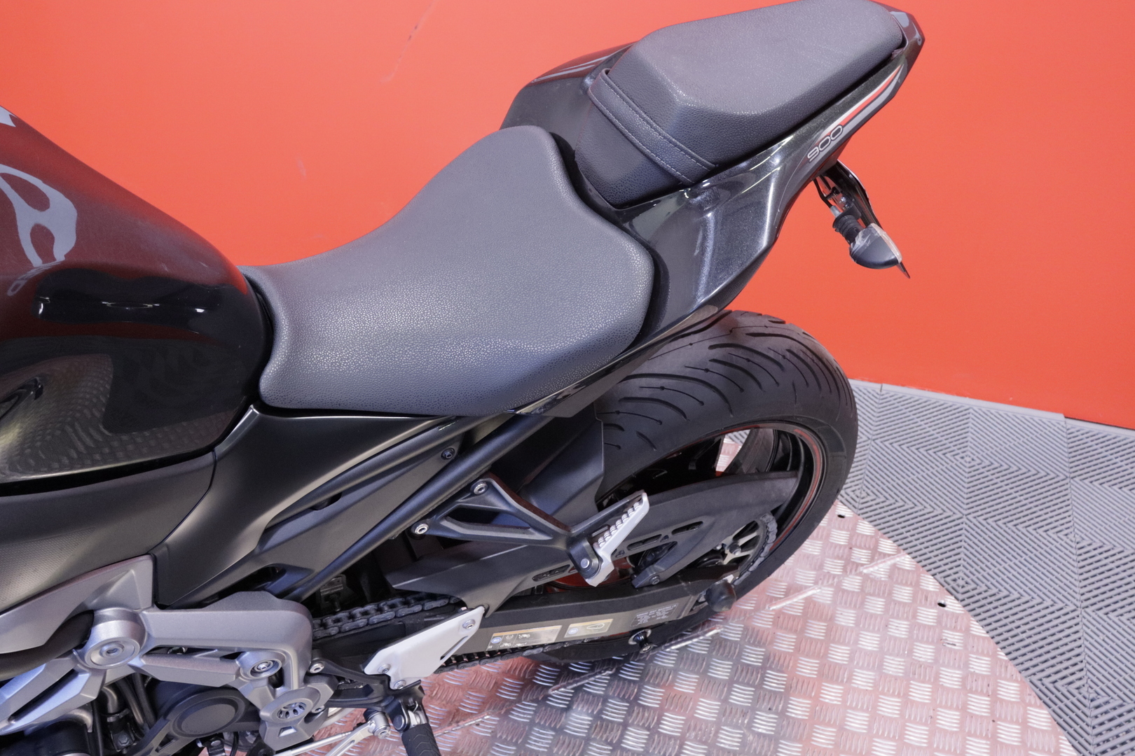 Kawasaki - Z - 900 // ABS / Suomi-Pyörä / Huoltokirja / Tangonpääpeilit // - Moottoripyörä