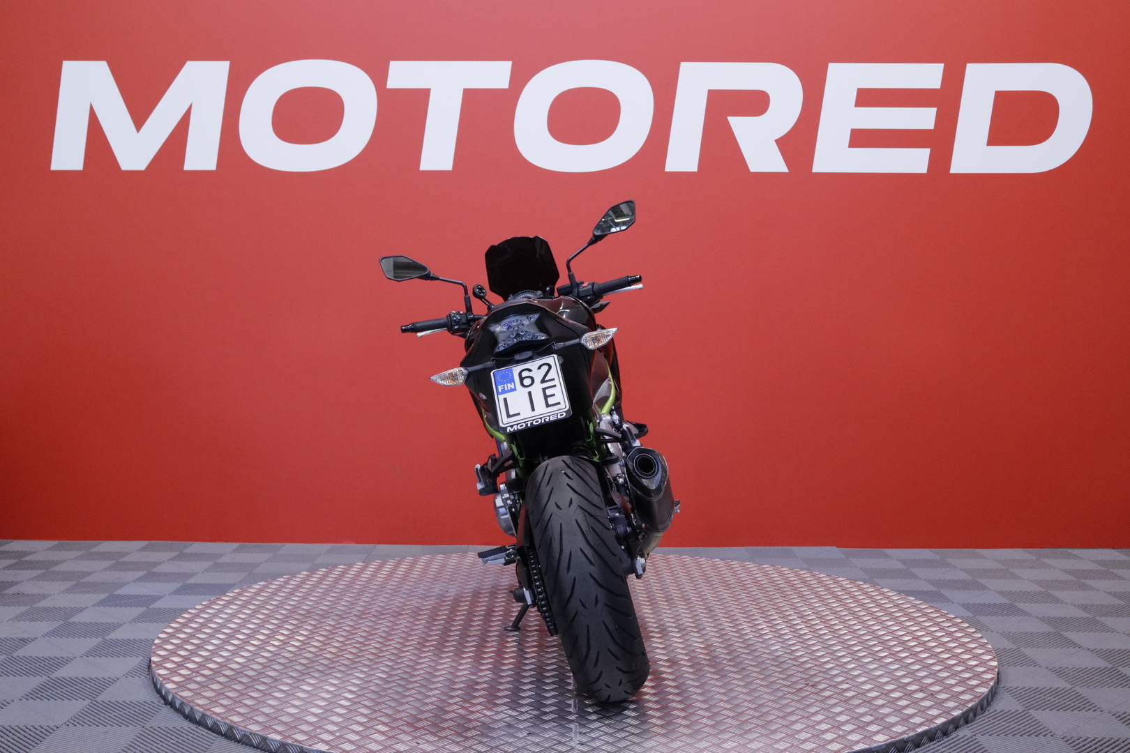 Kawasaki - Z - 900 // Huoltokirja / Suomi-Pyörä / Akrapovic / ABS // - Moottoripyörä