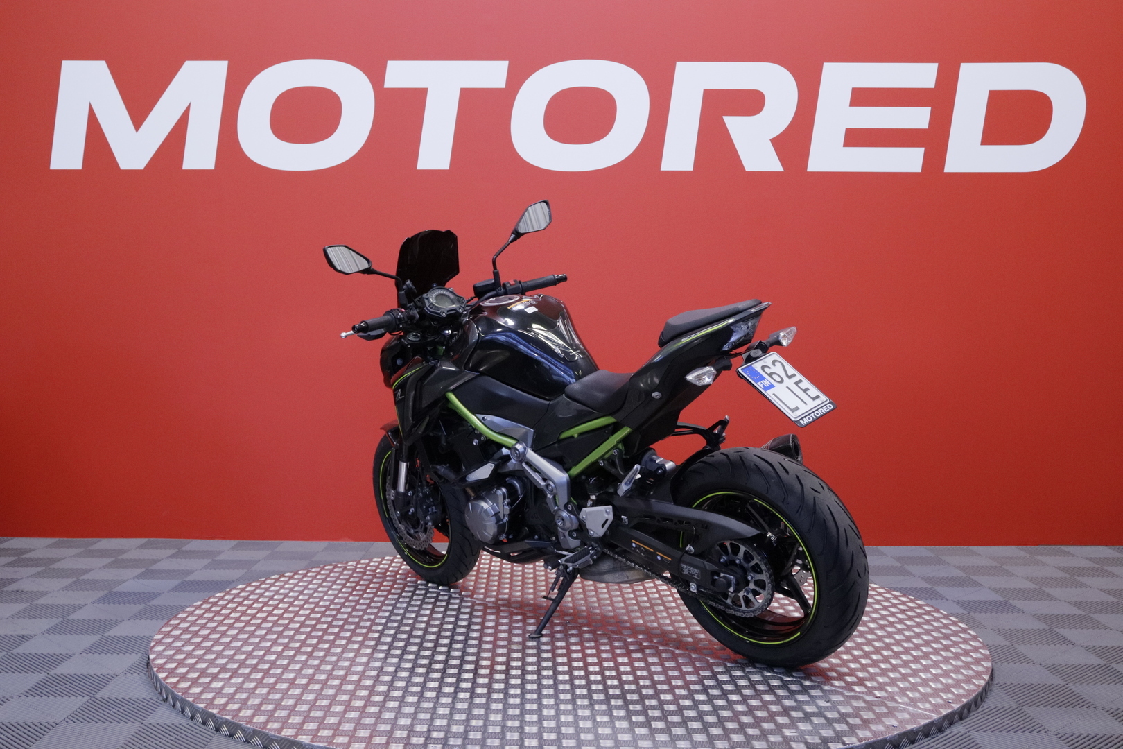 Kawasaki - Z - 900 // Huoltokirja / Suomi-Pyörä / Akrapovic / ABS // - Moottoripyörä