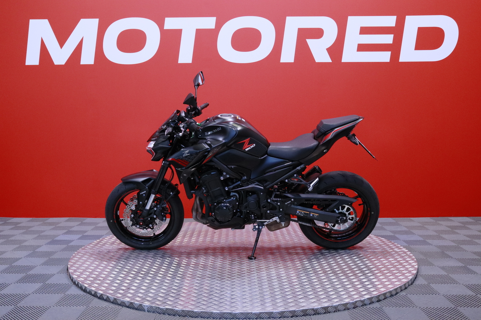 Kawasaki - Z - 900 // Suomi-pyörä / Huoltokirja / SC-Project / Ajo-modet // - Moottoripyörä