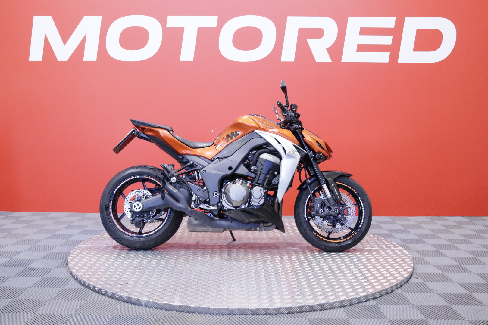 Kawasaki - Z - 1000 // Vance&Hines / Säädettävät kahvat // - Moottoripyörä
