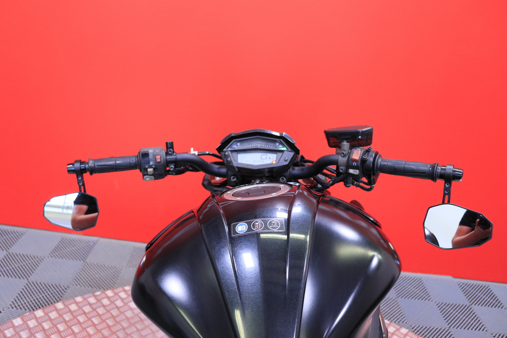 Kawasaki - Z - 1000 // Huoltokirja / Suomi-pyörä / SC-project // - Moottoripyörä
