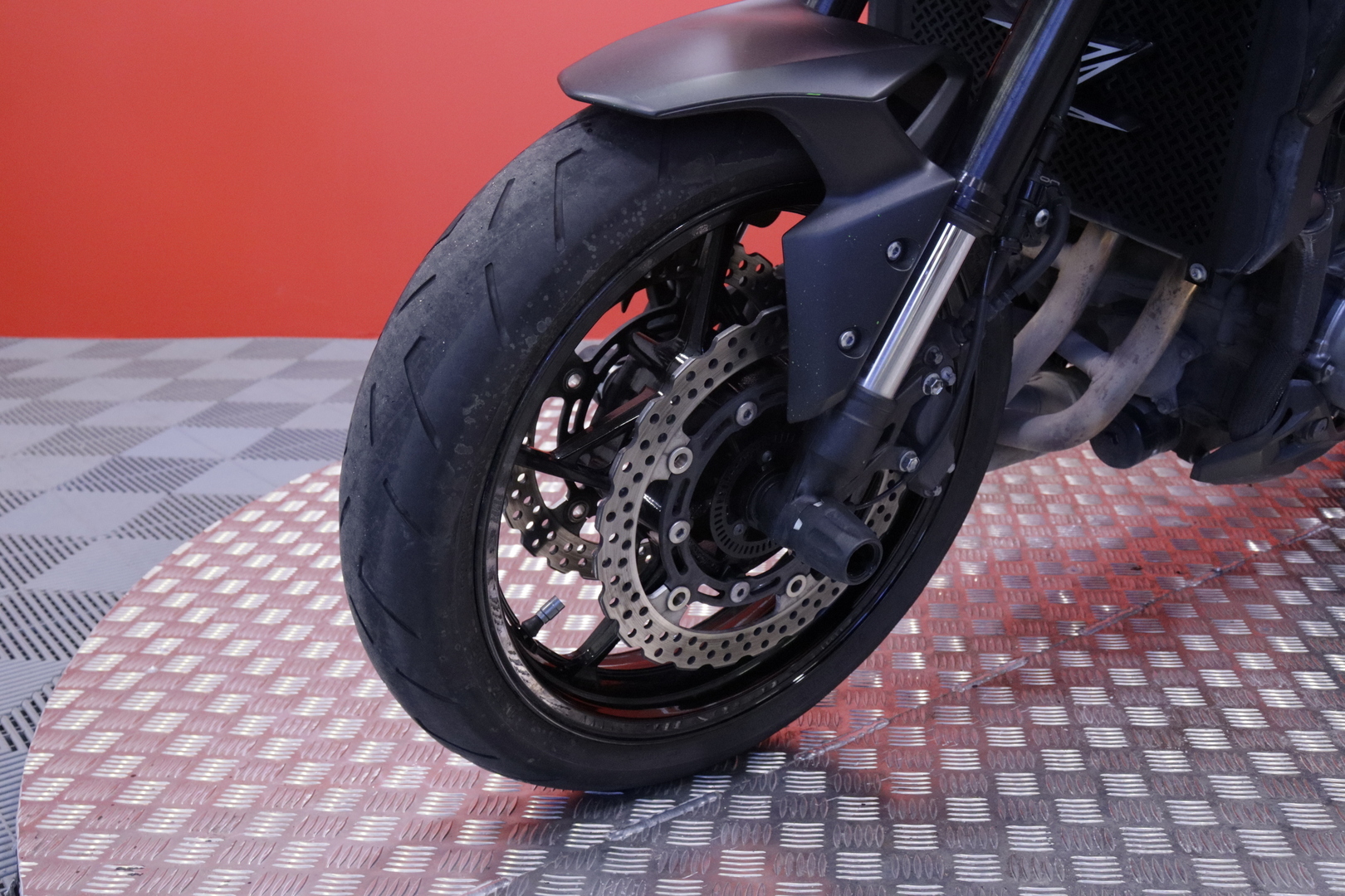 Kawasaki - Z - 900 // Suomi-pyörä / ABS / Akrapovic // - Moottoripyörä