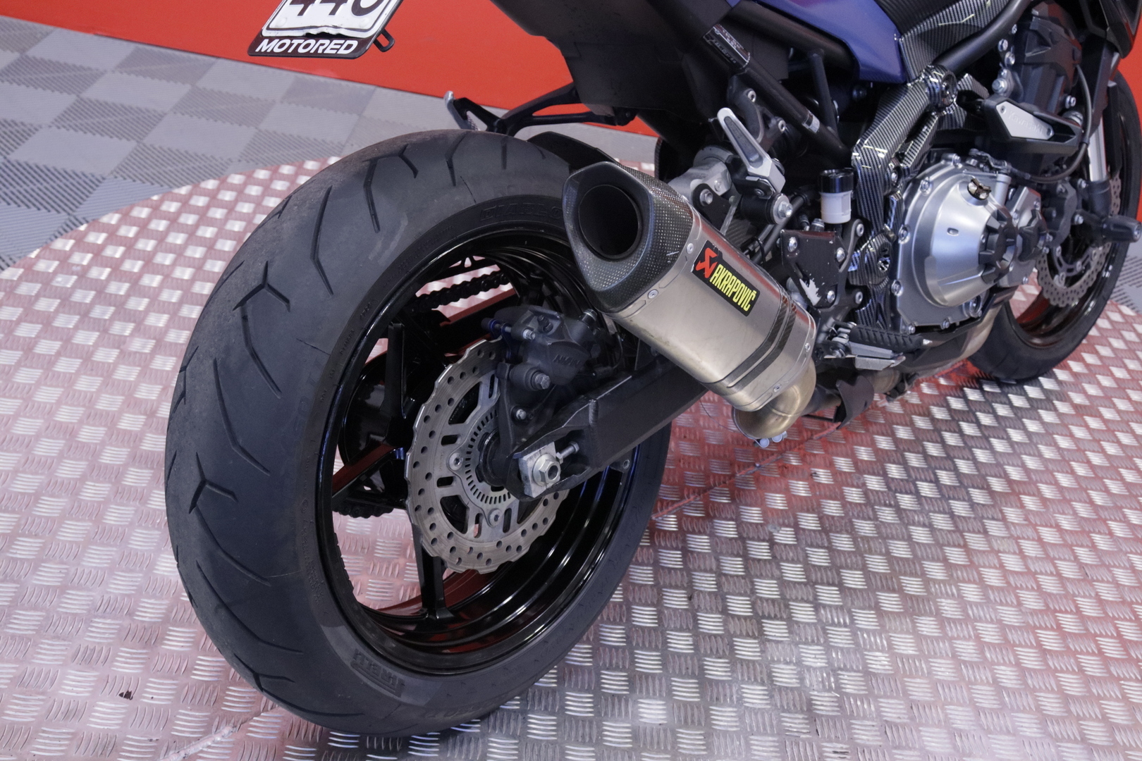 Kawasaki - Z - 900 // Suomi-pyörä / ABS / Akrapovic // - Moottoripyörä