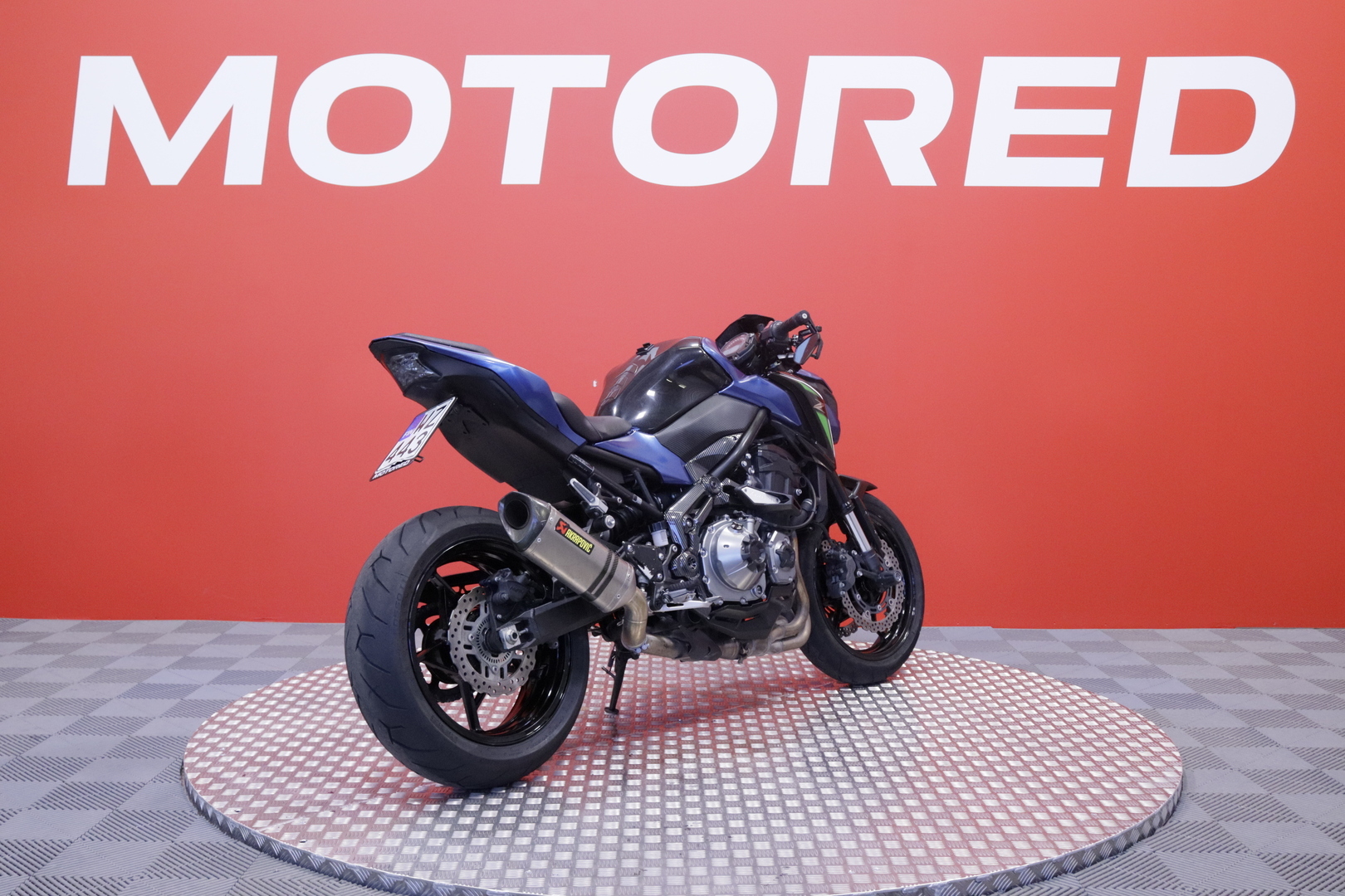 Kawasaki - Z - 900 // Suomi-pyörä / ABS / Akrapovic // - Moottoripyörä