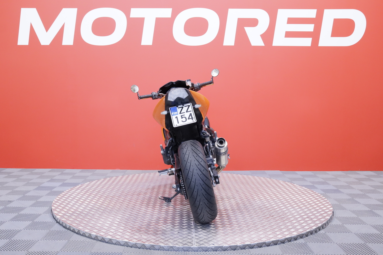 Kawasaki - Z - 750 // Suomi-pyörä / Huoltokirja / Dominator // - Moottoripyörä