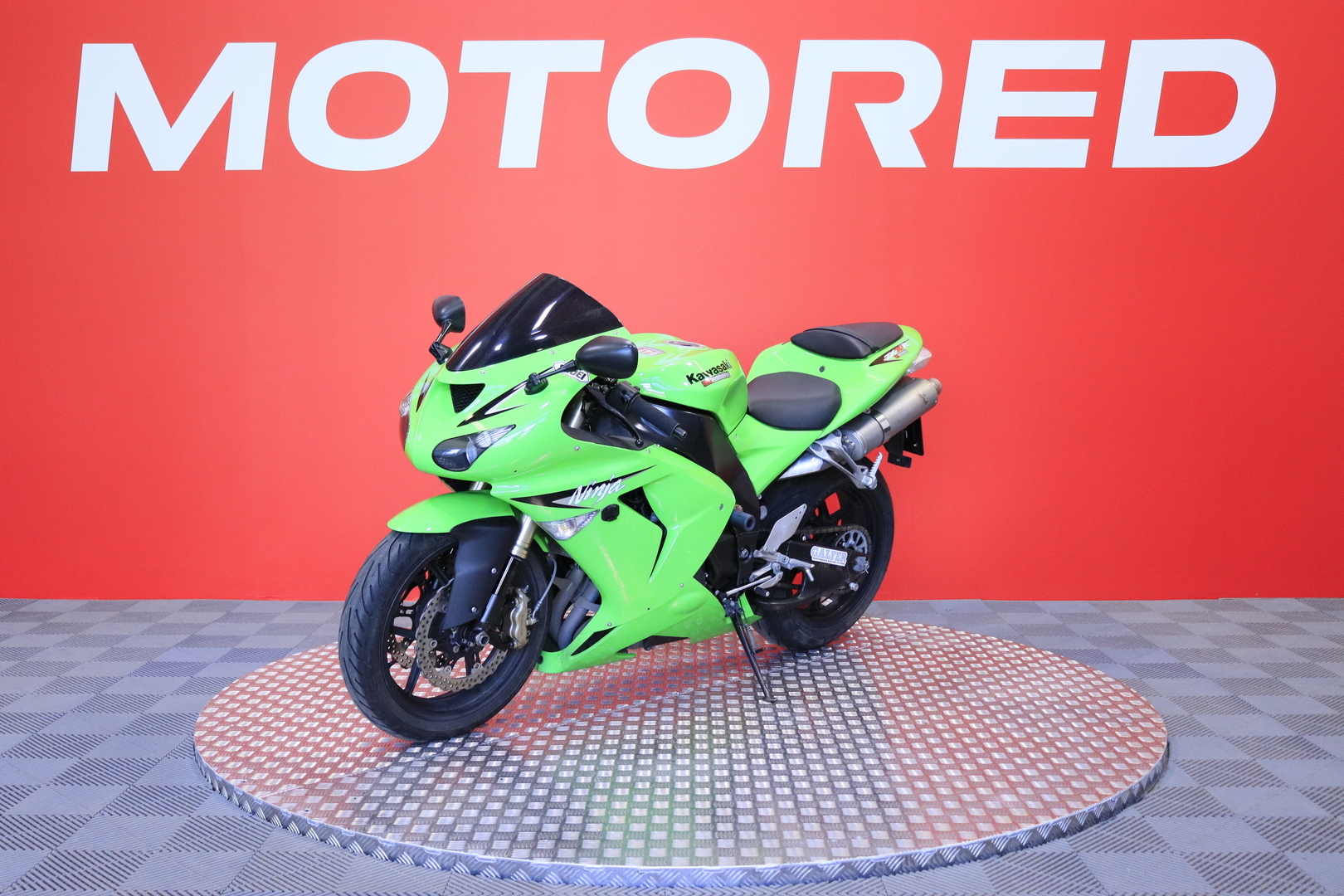 Kawasaki - ZX-10R - // Laser / Öhlins ohjausiskari / Kaatumatapit / Teräspunoletkut // - Moottoripyörä