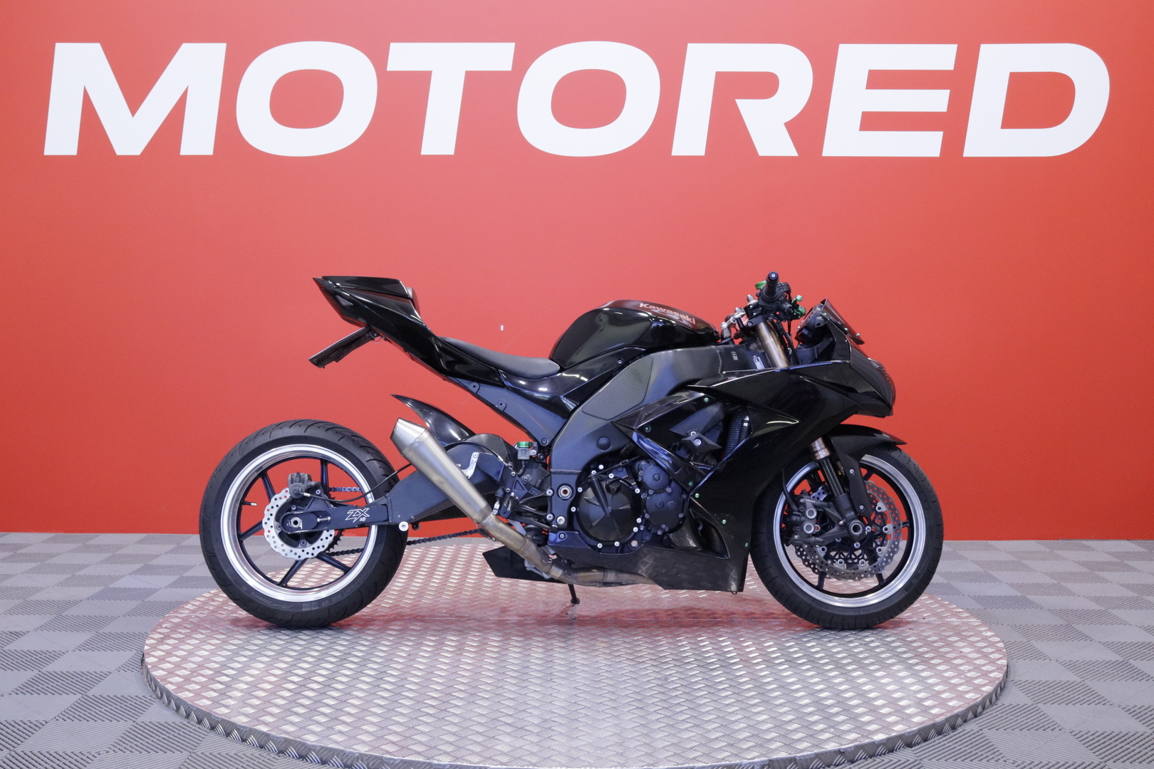 Kawasaki - ZX-10R - // Suomipyörä / Pidennetty swingi / Ohjausiskunvaimennin // - Moottoripyörä
