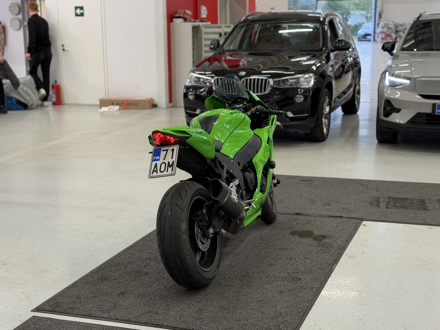 Kawasaki - ZX-10RR - // 1.Om Suomi-pyörä / SC Project / Yli 200HP / Penkitetty / KQS / Takovanteet! / KIBS / Showa // - Moottoripyörä