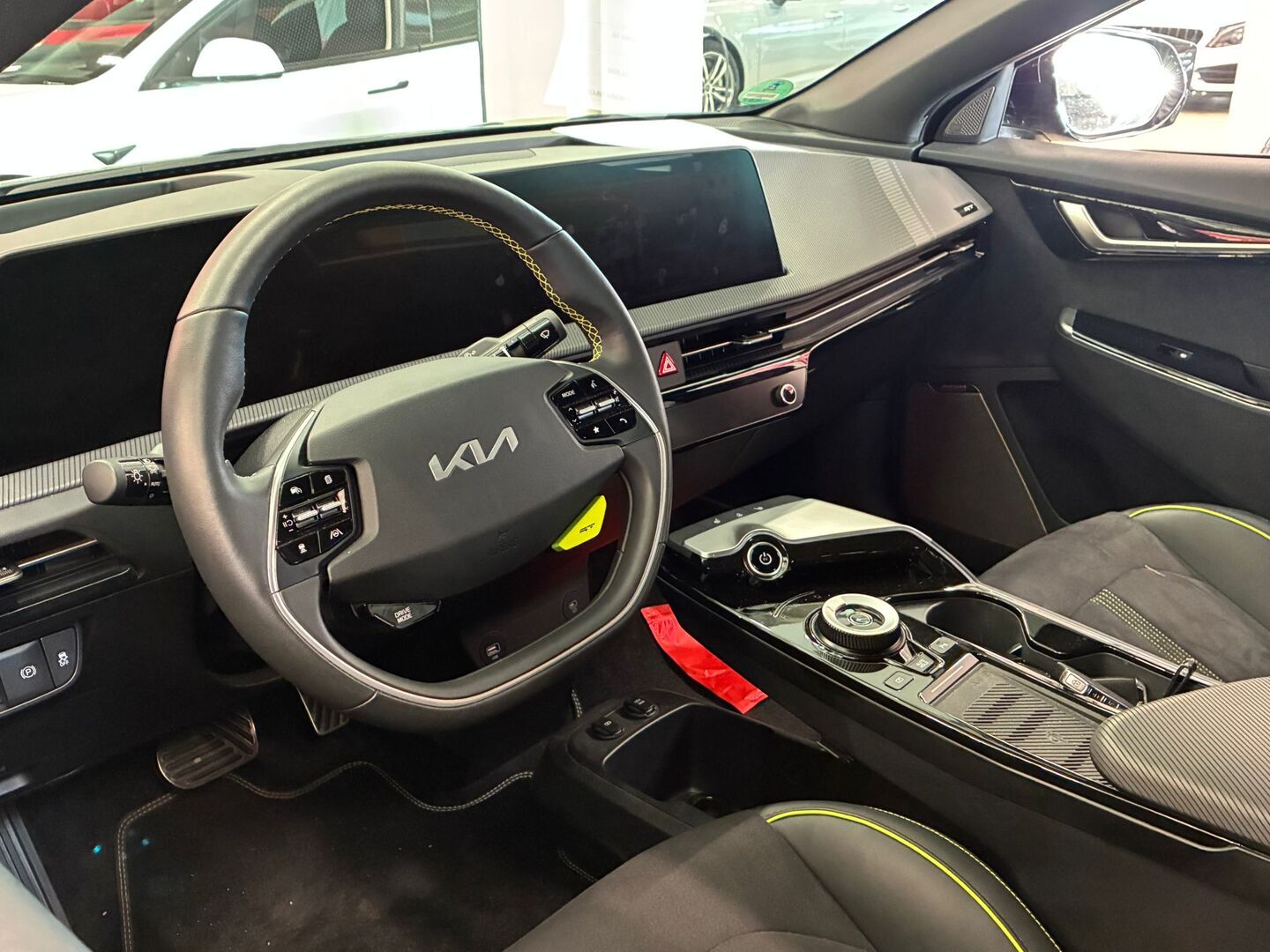 Kia - EV6 - GT AWD 77 kWh 585 hv - Maastoauto