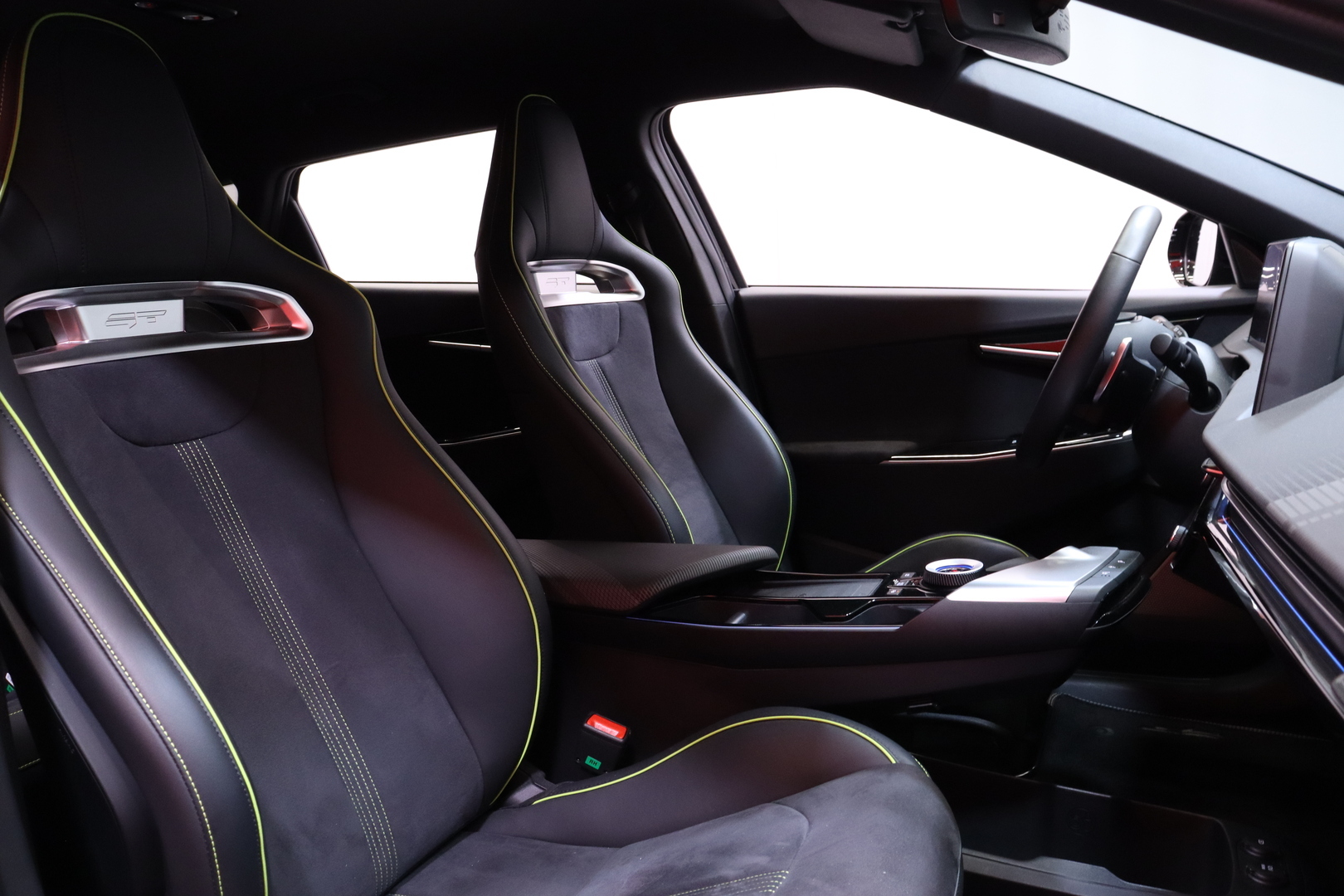 Kia - EV6 - GT AWD 77 kWh 585 hv - Maastoauto