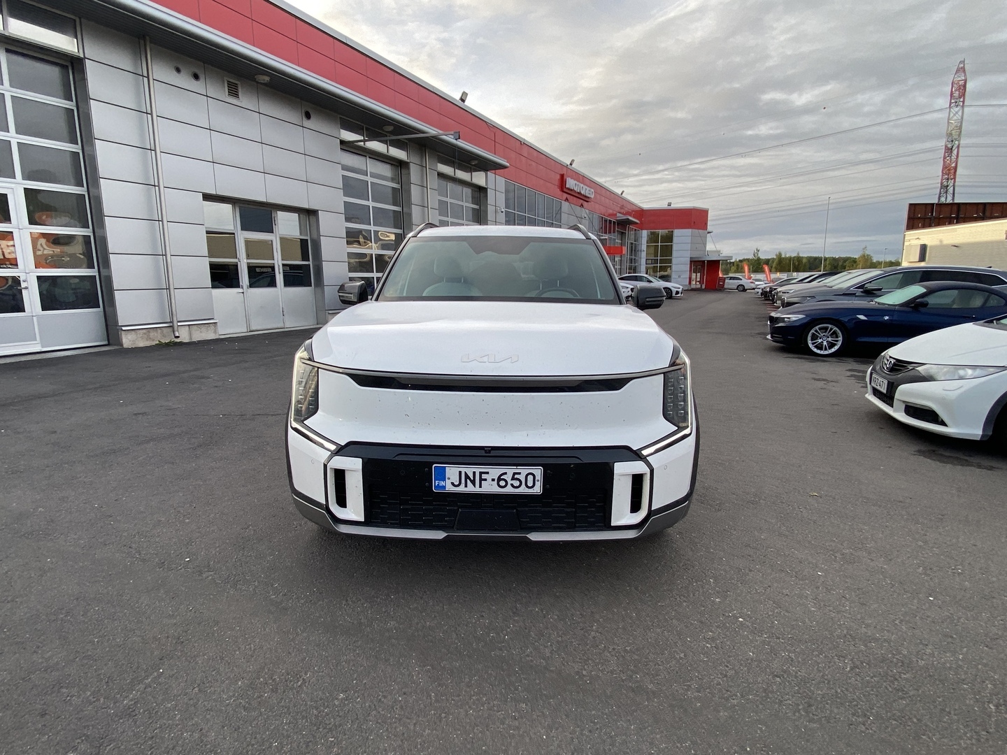 Kia - EV9 - GT-Line AWD 99,8kWh 384hv 6P - Maastoauto