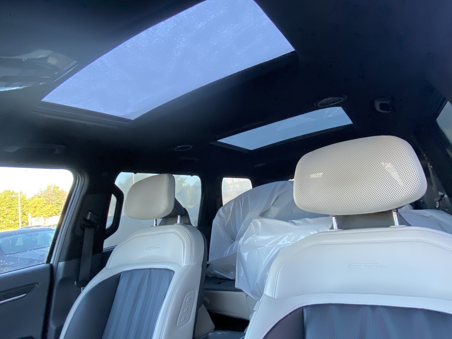 Kia - EV9 - GT-Line AWD 99,8kWh 384hv 7P Lasikatto - Maastoauto