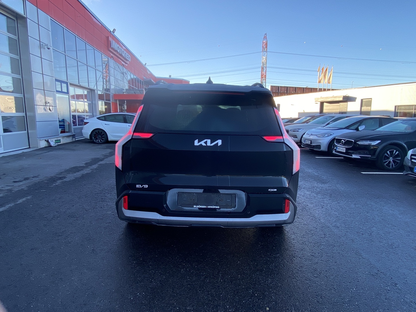 Kia - EV9 - GT-Line AWD 99,8kWh 384hv 7P Lasikatto - Maastoauto