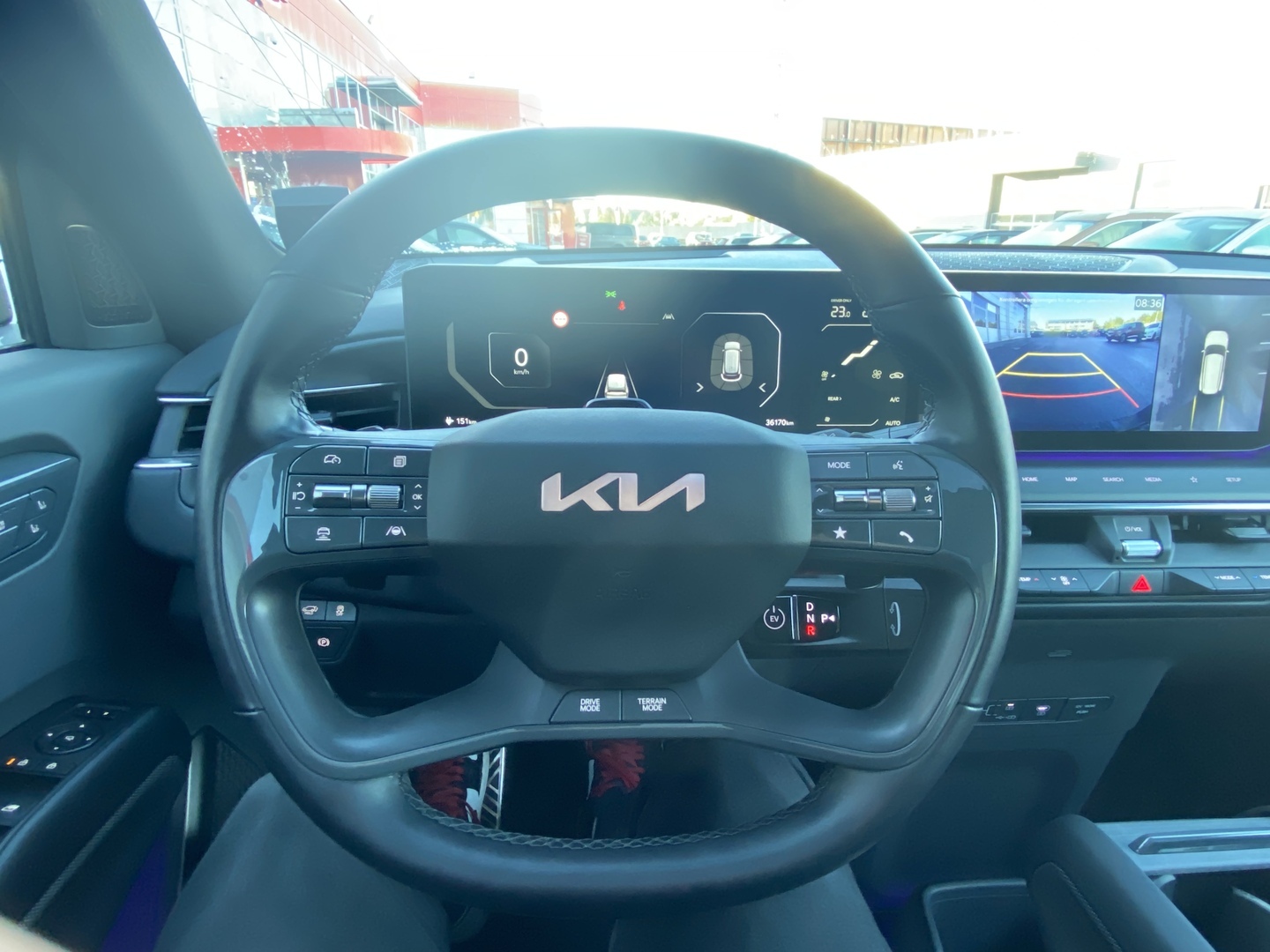 Kia - EV9 - GT-Line AWD 99,8kWh 384hv 7P Lasikatto - Maastoauto