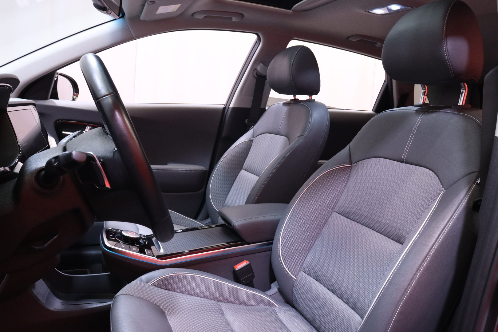 Kia - NIRO - Electric Spirit 64 kWh 204 hv - Farmari
