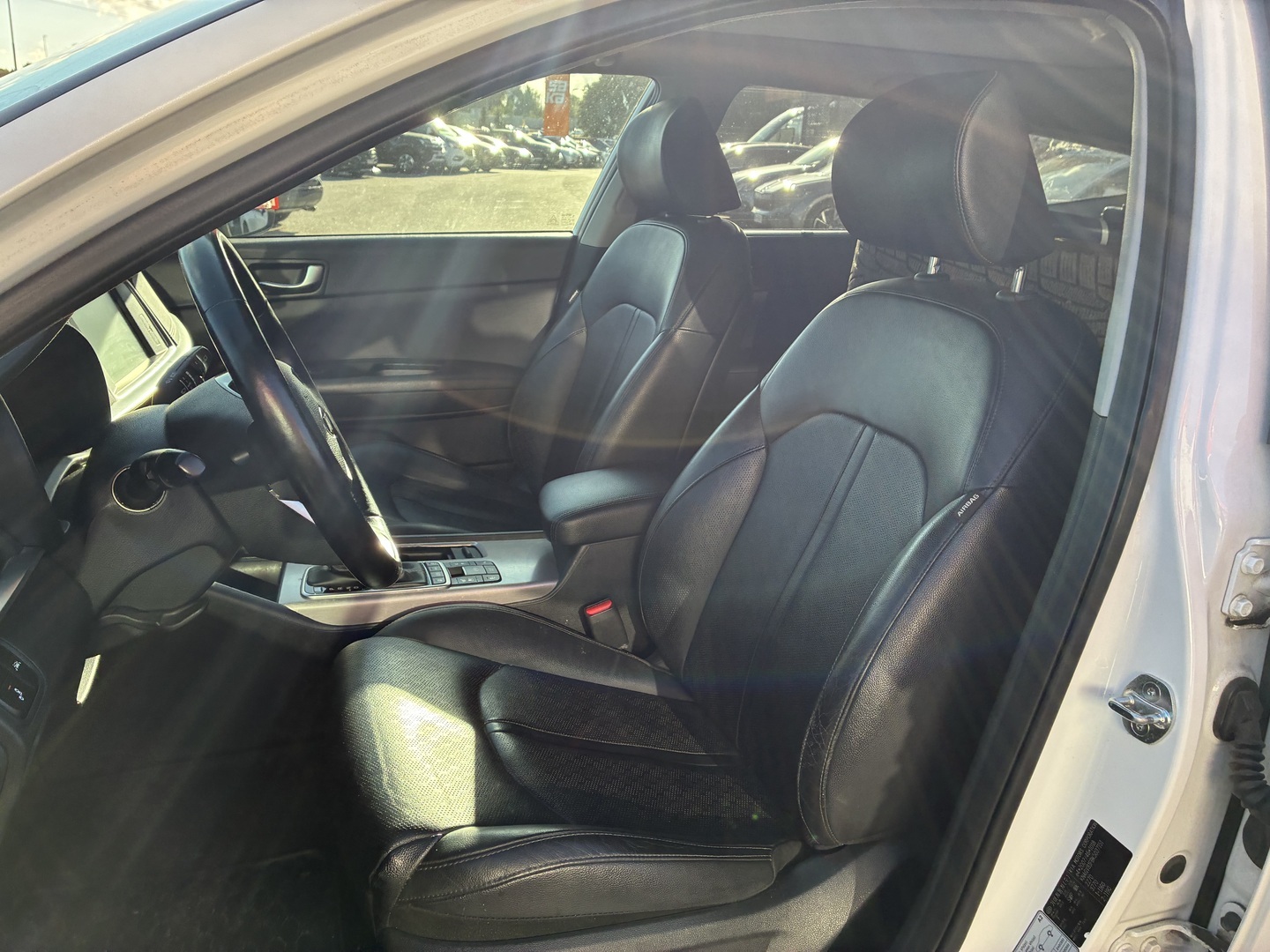 Kia - Optima - 2,0 GDI PHEV Business Premium SW A/T - Farmari